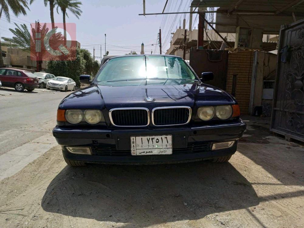 بي ام دبليو الفئة 7